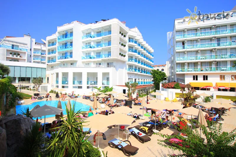 Фото отеля Blue Bay Platinum 5* Marmaris Turkija išorė ir baseinai