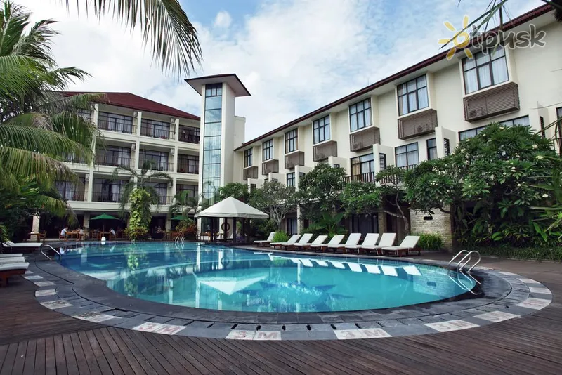 Фото отеля Best Western Resort Kuta 4* Кута (о. Балі) Індонезія екстер'єр та басейни