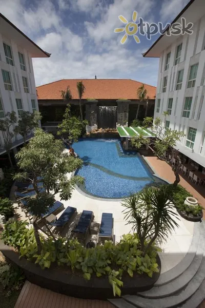 Фото отеля Bintang Kuta Hotel 4* Кута (о. Балі) Індонезія екстер'єр та басейни
