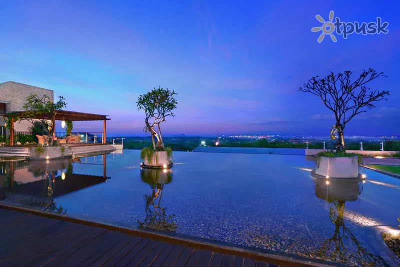 Фото отеля Golden Tulip Bay View Hotel & Convention Centre 4* Джимбаран (о. Бали) Индонезия экстерьер и бассейны