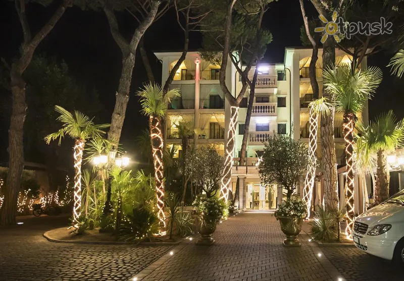 Фото отеля Grand Hotel Imperiale 5* Forte dei Marmi Italija išorė ir baseinai