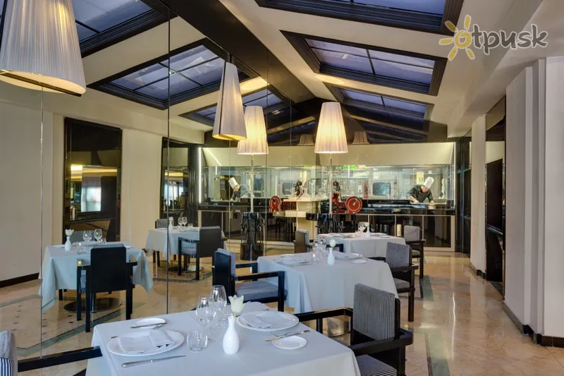Фото отеля Grand Hotel Palace 4* Рим Італія бари та ресторани