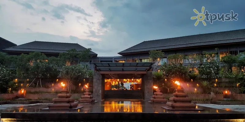 Фото отеля Indigo Bali Seminyak Beach Hotel 5* Семиньяк (о. Бали) Индонезия экстерьер и бассейны
