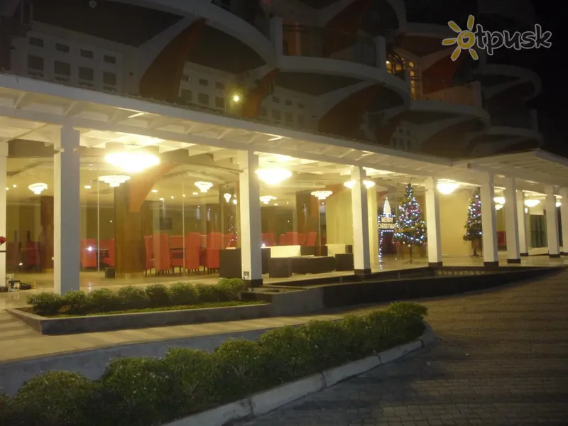 Фото отеля Ceylon Sea Hotel & Spa 4* Тангалле Шри-Ланка экстерьер и бассейны