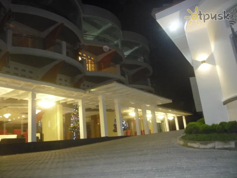 Фото отеля Ceylon Sea Hotel & Spa 4* Tangalle Šri Lanka išorė ir baseinai
