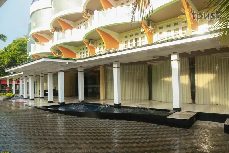 Фото отеля Ceylon Sea Hotel & Spa 4* Tangalle Šri Lanka išorė ir baseinai