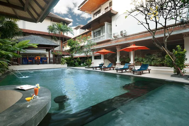 Фото отеля Bali Summer Kuta 3* Kuta (Bali) Indonēzija ārpuse un baseini