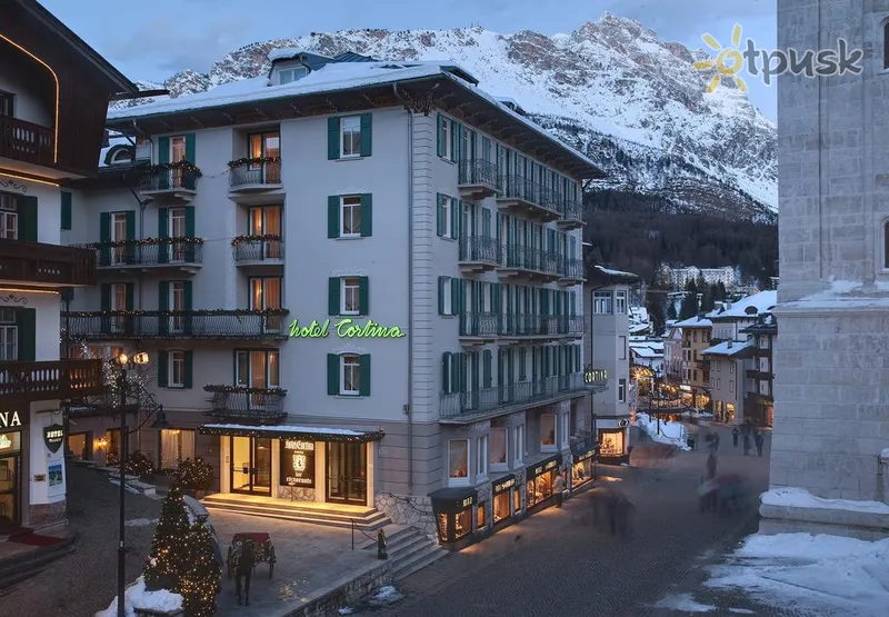 Фото отеля Cortina Hotel 4* Кортина д'Ампеццо Италия экстерьер и бассейны