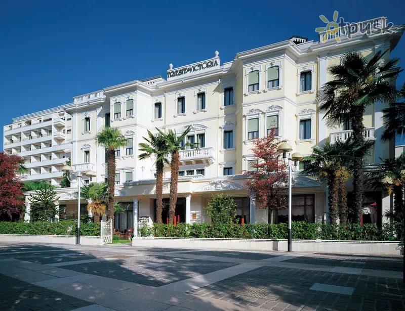 Фото отеля Grand Hotel Trieste & Victoria 5* Abano Terme Italija išorė ir baseinai