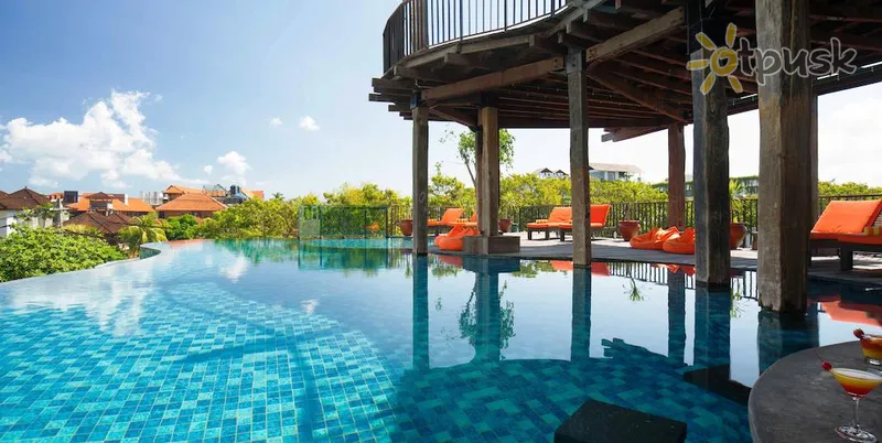 Фото отеля Sun Island Hotel & Spa Legian 4* Кута (о. Бали) Индонезия экстерьер и бассейны
