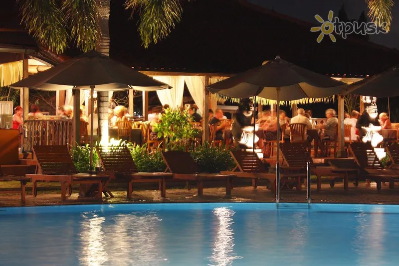 Фото отеля White Rose Kuta Resort, Villas & Spa 4* Кута (о. Бали) Индонезия бары и рестораны