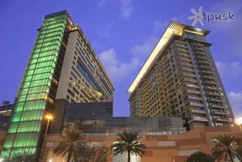 Фото отеля Swissotel Al Ghurair Dubai 5* Дубай ОАЭ экстерьер и бассейны