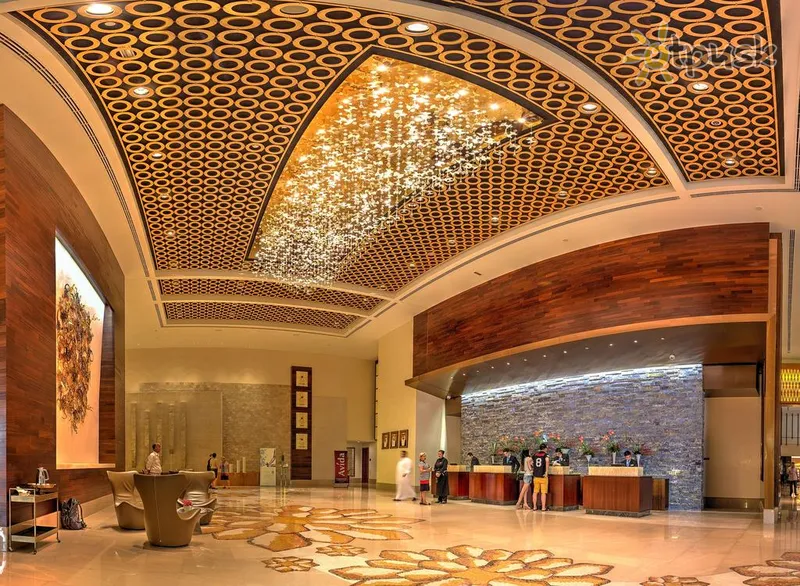 Фото отеля Swissotel Al Ghurair Dubai 5* Dubajus JAE fojė ir interjeras