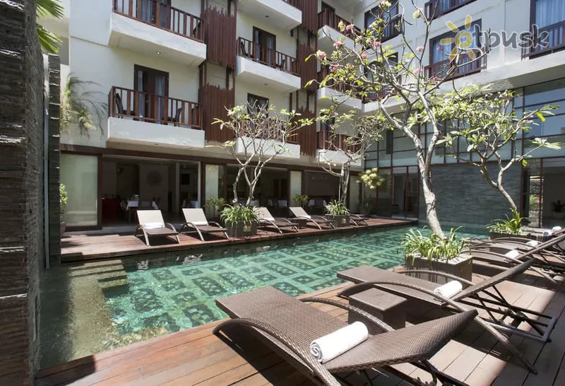 Фото отеля Sense Seminyak Hotel 4* Семіньяк (о. Балі) Індонезія екстер'єр та басейни