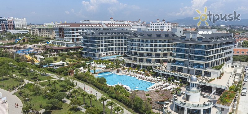 Фото отеля Commodore Elite Suites & Spa 5* Сиде Турция экстерьер и бассейны