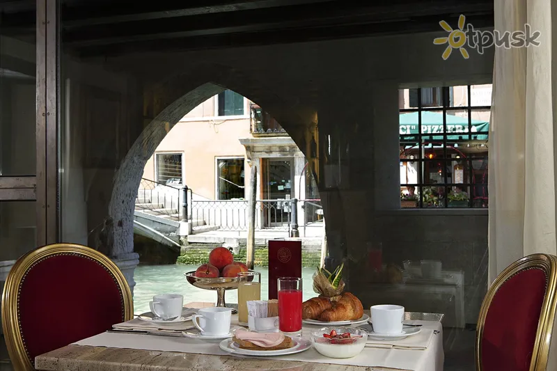 Фото отеля Liassidi Palace 4* Венеція Італія бари та ресторани