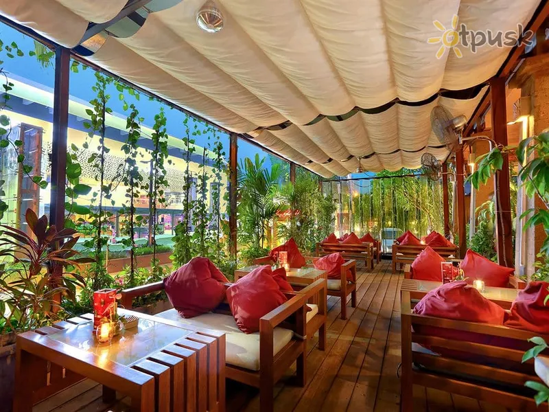 Фото отеля The Vira Bali 4* Kuta (Balis) Indonezija barai ir restoranai