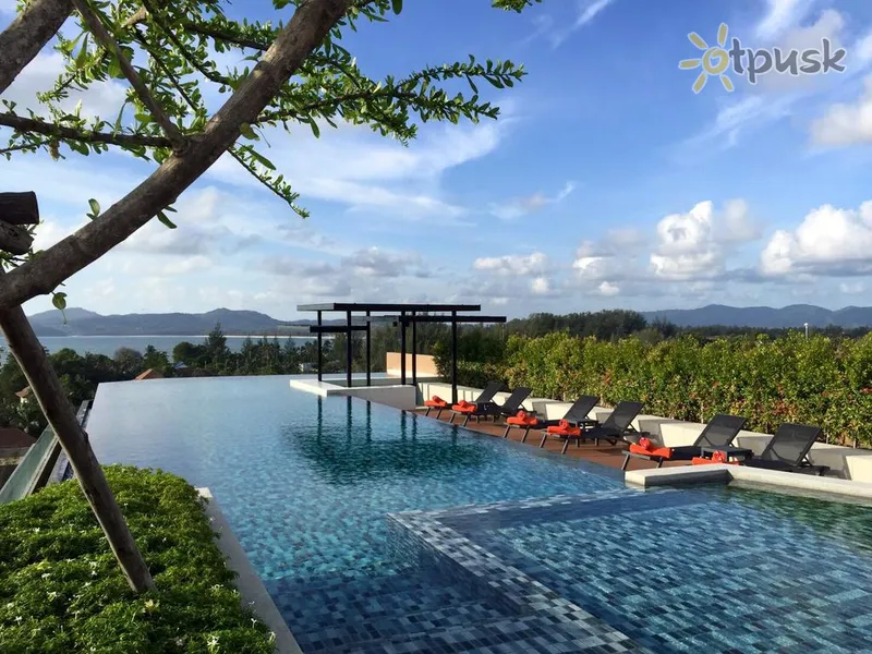 Фото отеля 6th Avenue Surin Beach 4* о. Пхукет Таїланд екстер'єр та басейни
