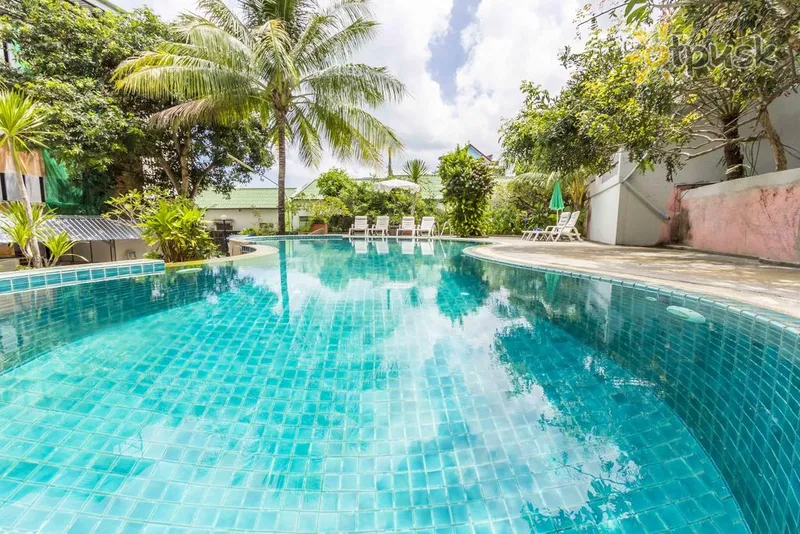 Фото отеля Baan Lukkan Patong Resort 3* apie. Puketas Tailandas išorė ir baseinai
