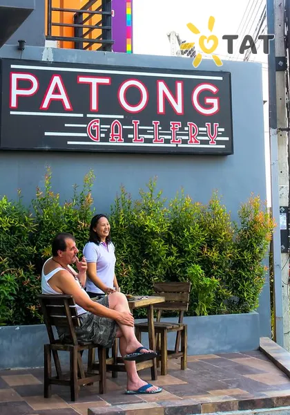 Фото отеля Patong Gallery Hotel 2* о. Пхукет Таїланд екстер'єр та басейни