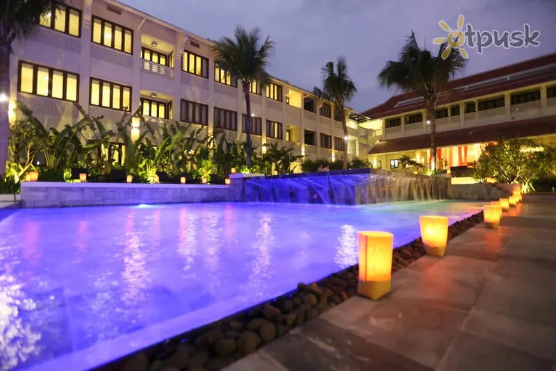 Фото отеля Almanity Hoi An Wellness Resort 4* Hoi An Vietnamas išorė ir baseinai