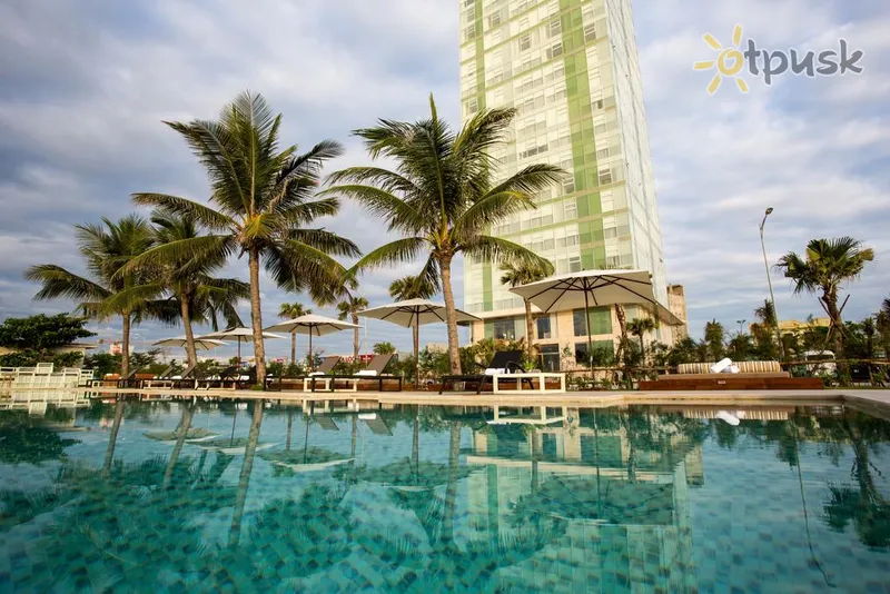 Фото отеля Fusion Suites Danang Beach 5* Danangas Vietnamas išorė ir baseinai