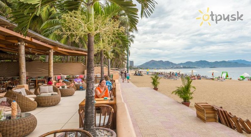 Фото отеля Alana Nha Trang Beach 4* Нячанг Вьетнам бары и рестораны