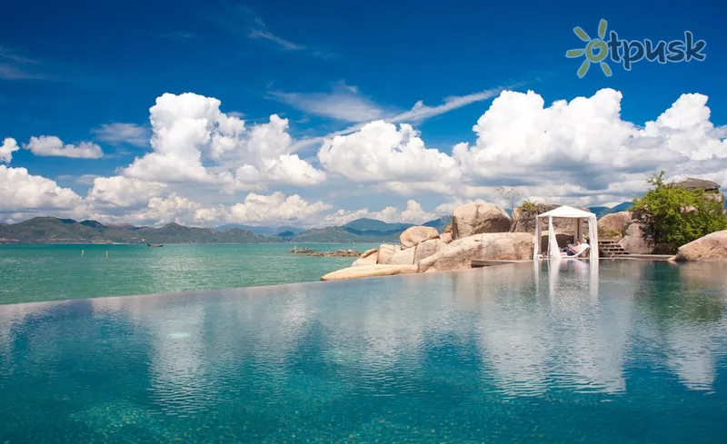 Фото отеля L'Alya Ninh Van Bay 5* Nha Trang Vietnamas išorė ir baseinai