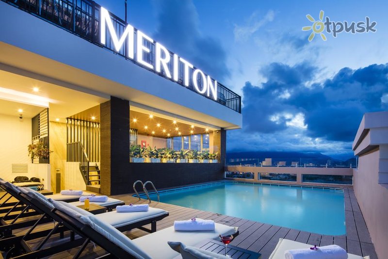 Фото отеля Meriton Hotel 3* Нячанг Вьетнам экстерьер и бассейны