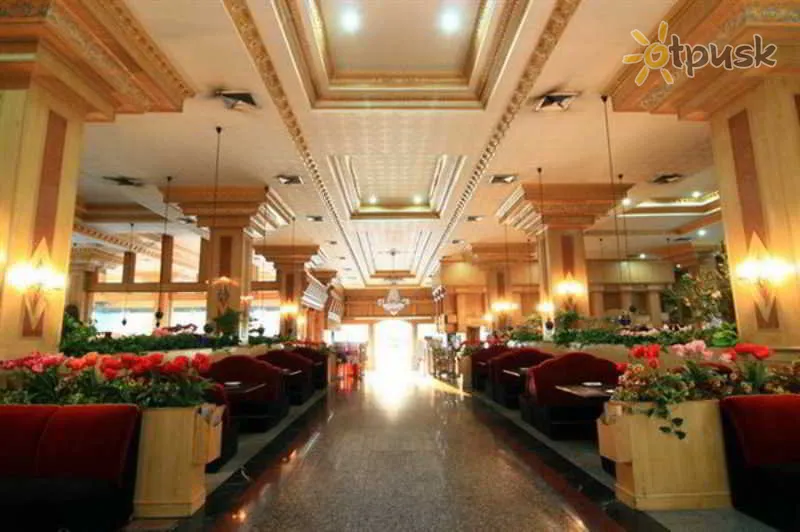 Фото отеля 13 Coins Airport Hotel Ngam Wong Wan — Domestic 3* Bankokas Tailandas barai ir restoranai