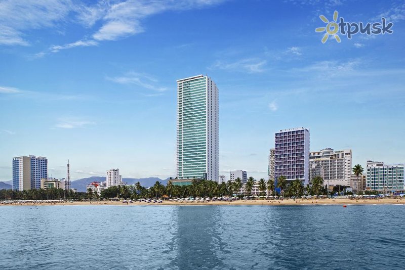 Фото отеля Muong Thanh Luxury 5* Нячанг Вьетнам экстерьер и бассейны