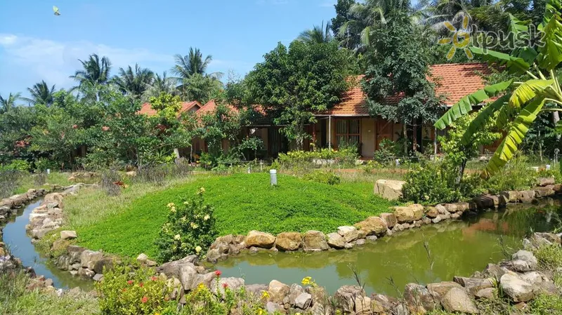Фото отеля Hillside Village Resort Phu Quoc 3* о. Фукуок В'єтнам екстер'єр та басейни