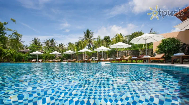 Фото отеля Elwood Premier Resort Phu Quoc 4* о. Фукуок Вьетнам экстерьер и бассейны