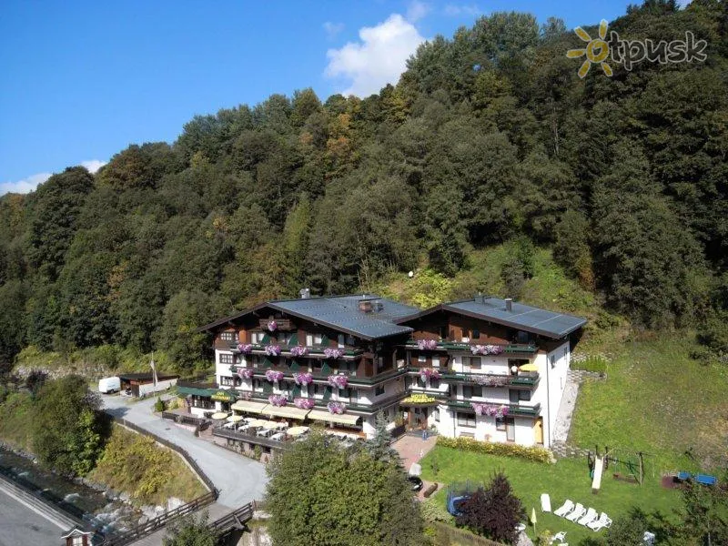 Фото отеля Alpenblick Hotel 3* Hinterglemm Austrija ārpuse un baseini