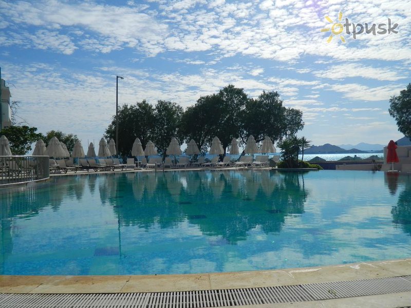 Фото отеля Yelken Mandalinci SPA & Wellness Hotel 4* Бодрум Турция экстерьер и бассейны