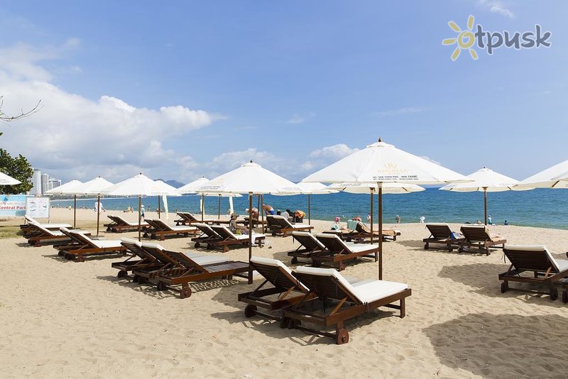 Фото отеля Regalia Nha Trang 3* Нячанг Вьетнам пляж