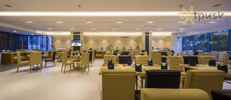 Фото отеля Sen Viet Premium Hotel 4* Нячанг В'єтнам бари та ресторани