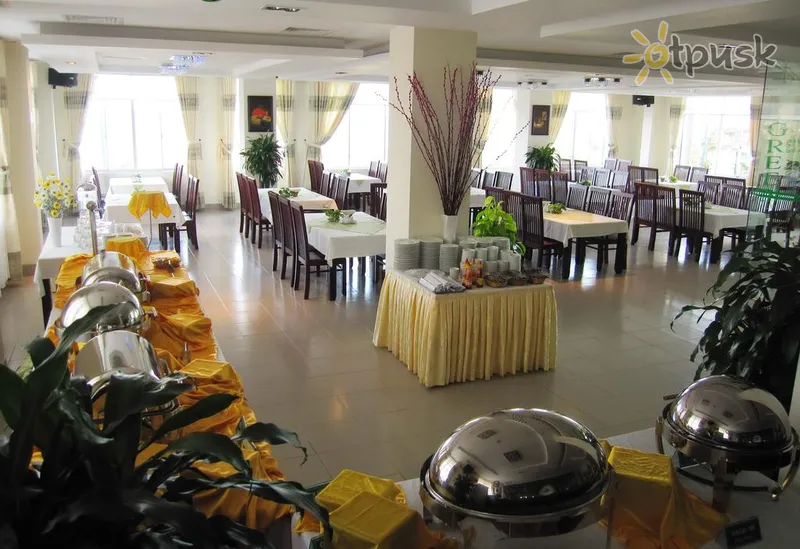Фото отеля Green Hotel 3* Вунгтау В'єтнам бари та ресторани