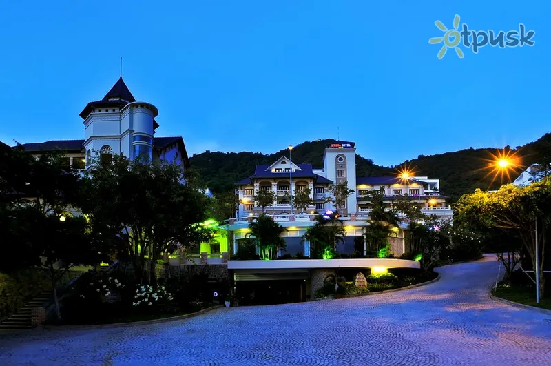 Фото отеля Ky Hoa Vung Tau Hotel 4* Вунгтау Вьетнам экстерьер и бассейны