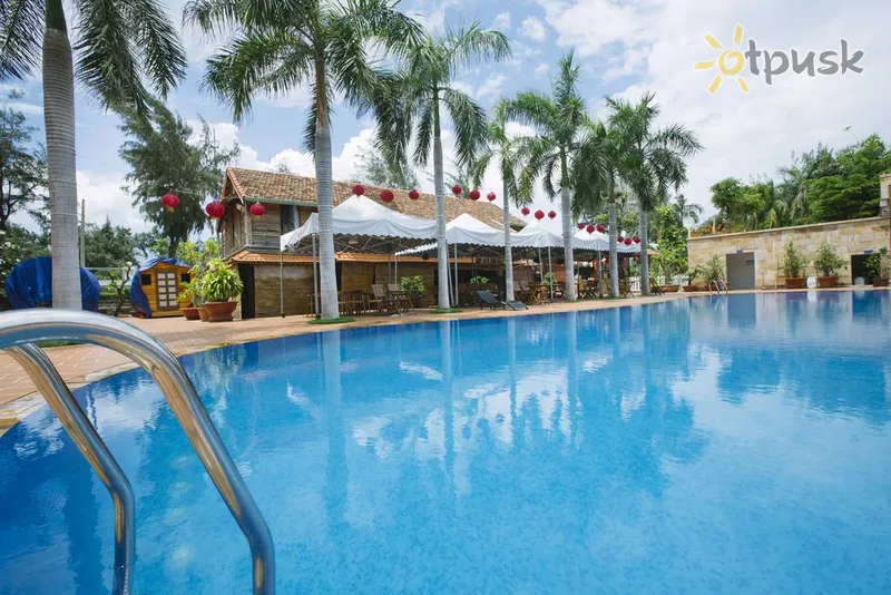 Фото отеля New Wave Vung Tau Hotel 4* Вунгтау Вьетнам экстерьер и бассейны