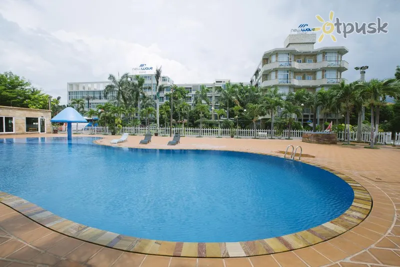 Фото отеля New Wave Vung Tau Hotel 4* Вунгтау Вьетнам экстерьер и бассейны