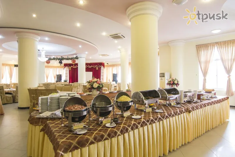 Фото отеля Thuy Van Hotel 2* Vung Tau Vietnamas barai ir restoranai