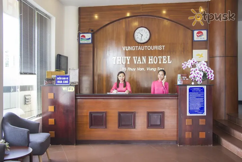 Фото отеля Thuy Van Hotel 2* Вунгтау Вьетнам лобби и интерьер