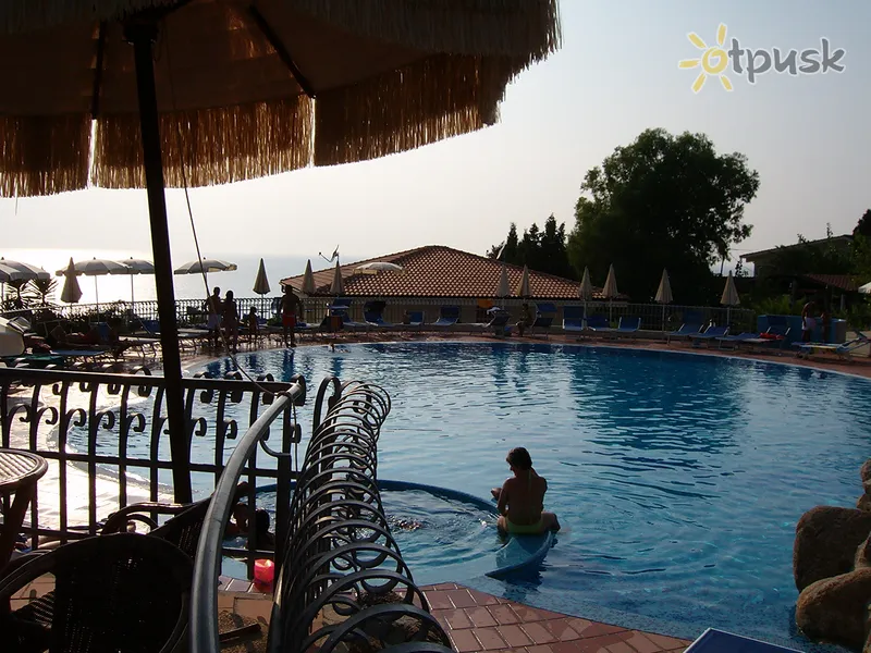 Фото отеля Scoglio del Leone Hotel 4* Калабрія Італія екстер'єр та басейни