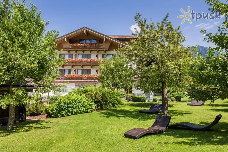 Фото отеля Gutshof Zillertal 4* Mayrhofenas Austrija išorė ir baseinai