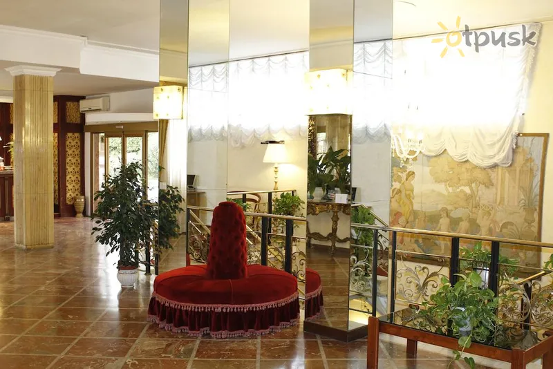 Фото отеля Grand Hermitage Hotel 4* Рим Італія лобі та інтер'єр