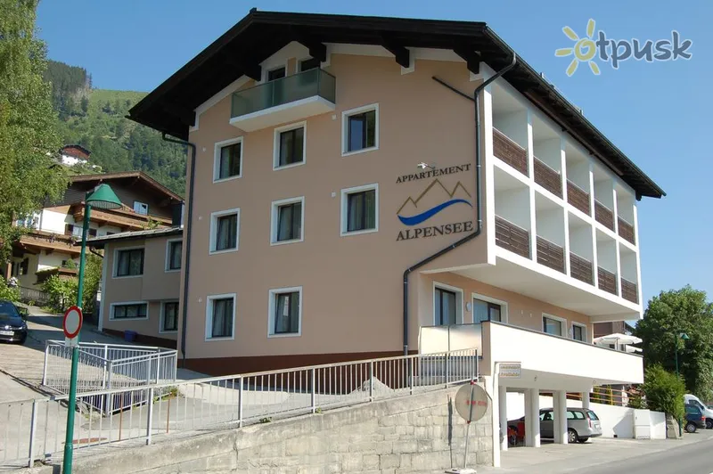 Фото отеля Alpensee Apartment 2* Cellamzē Austrija ārpuse un baseini