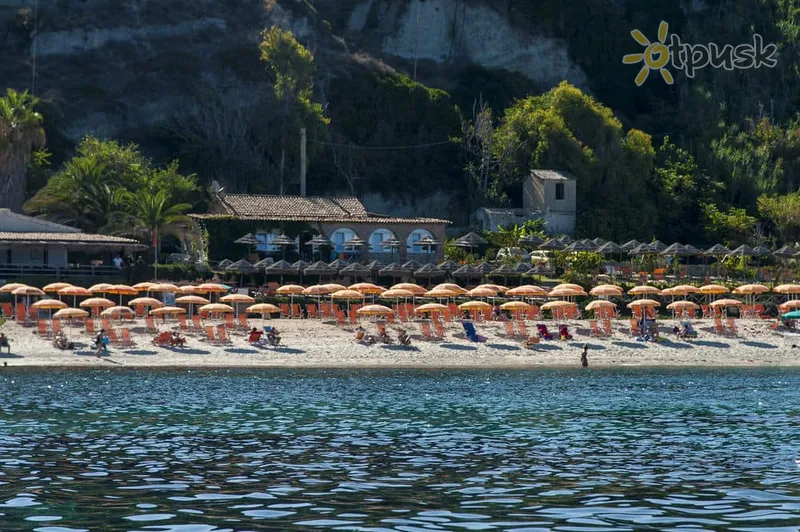 Фото отеля Villaggio Stromboli Hotel 3* Калабрия Италия пляж