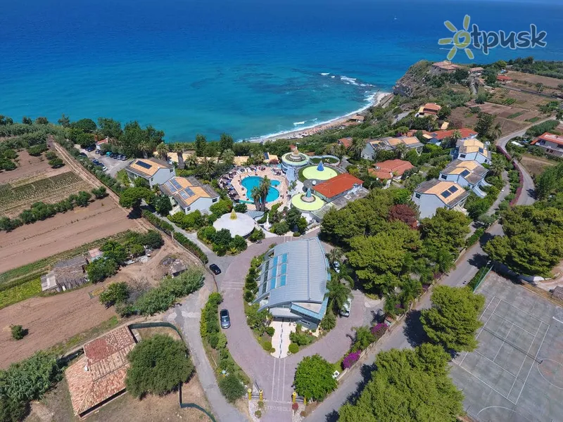 Фото отеля Villaggio Stromboli Hotel 3* Калабрія Італія пляж