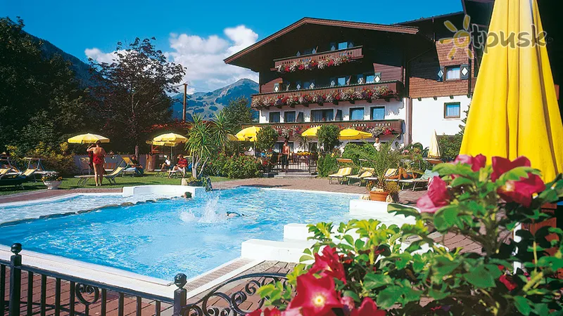 Фото отеля Ferienanlage und Reitanlage Altachhof 3* Заальбах Австрія екстер'єр та басейни